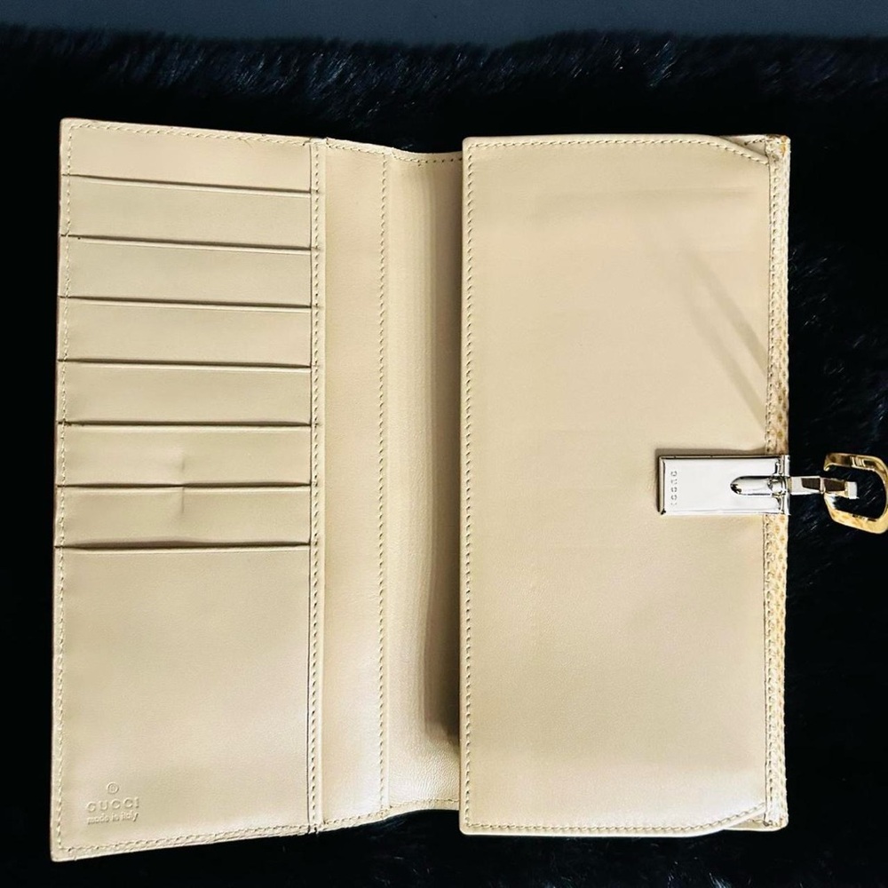 Gucci Beige Python Clutch Wallet - image 6